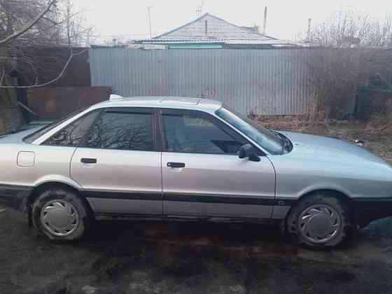 Audi 80    года Semey