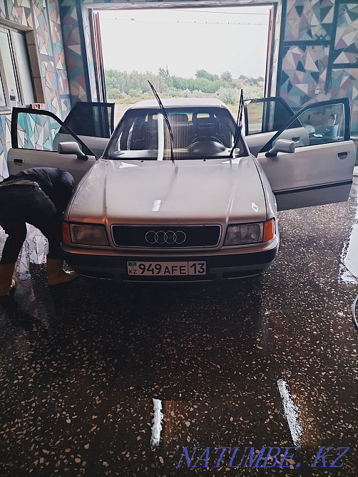 Audi 80    year Аксукент - photo 1