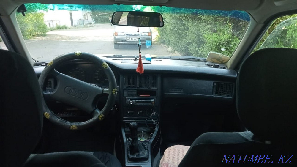 Audi 80    года  - изображение 3