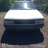 Audi 80    года 