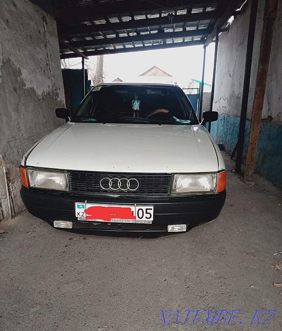 Audi 80    года Шелек - изображение 1