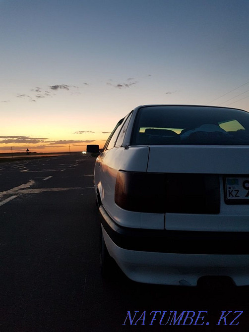 Audi 80    года Петропавловск - изображение 1