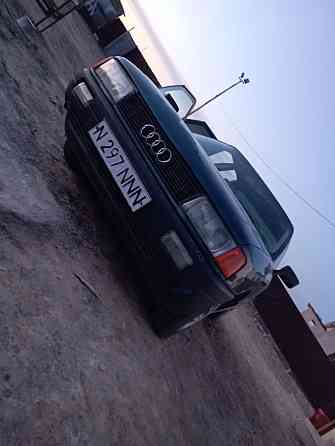Audi 80    года Kyzylorda