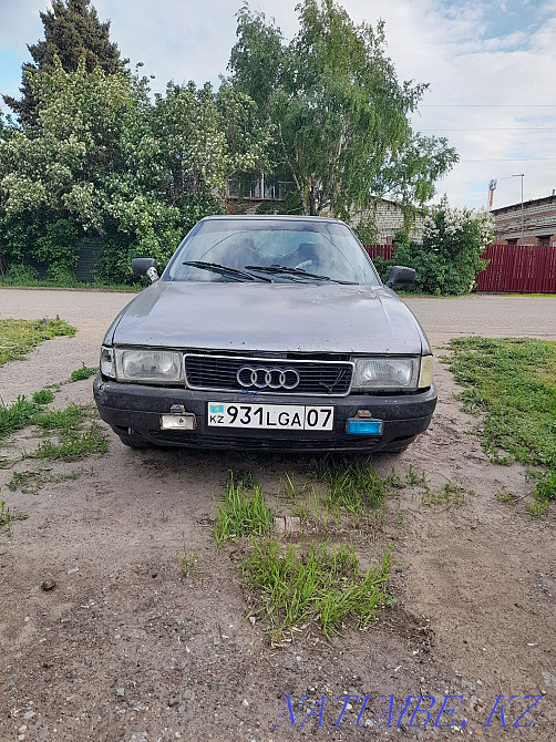 Audi 80    year Большой чаган - photo 1