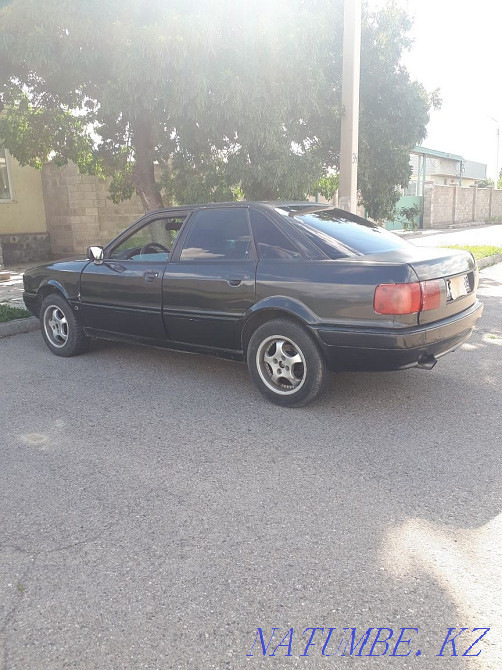Audi 80    year Taraz - photo 4