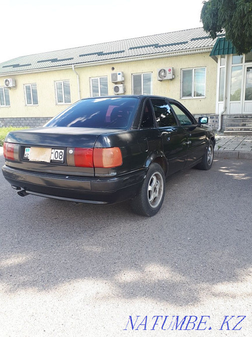 Audi 80    year Taraz - photo 3