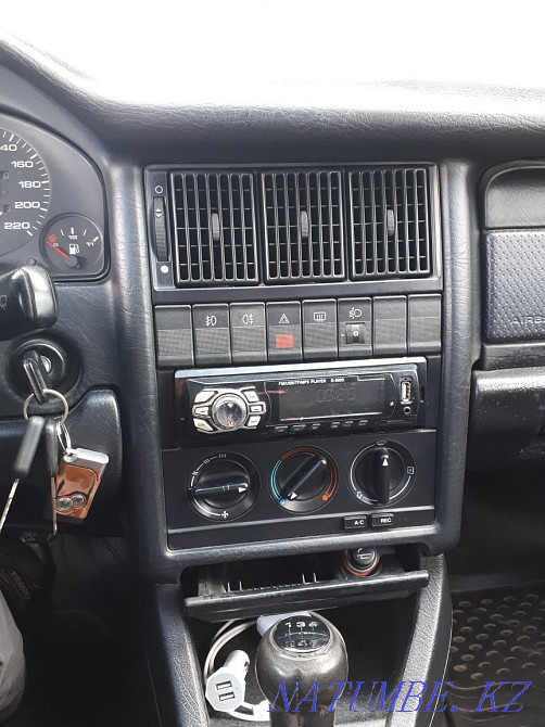 Audi 80    year Taraz - photo 6