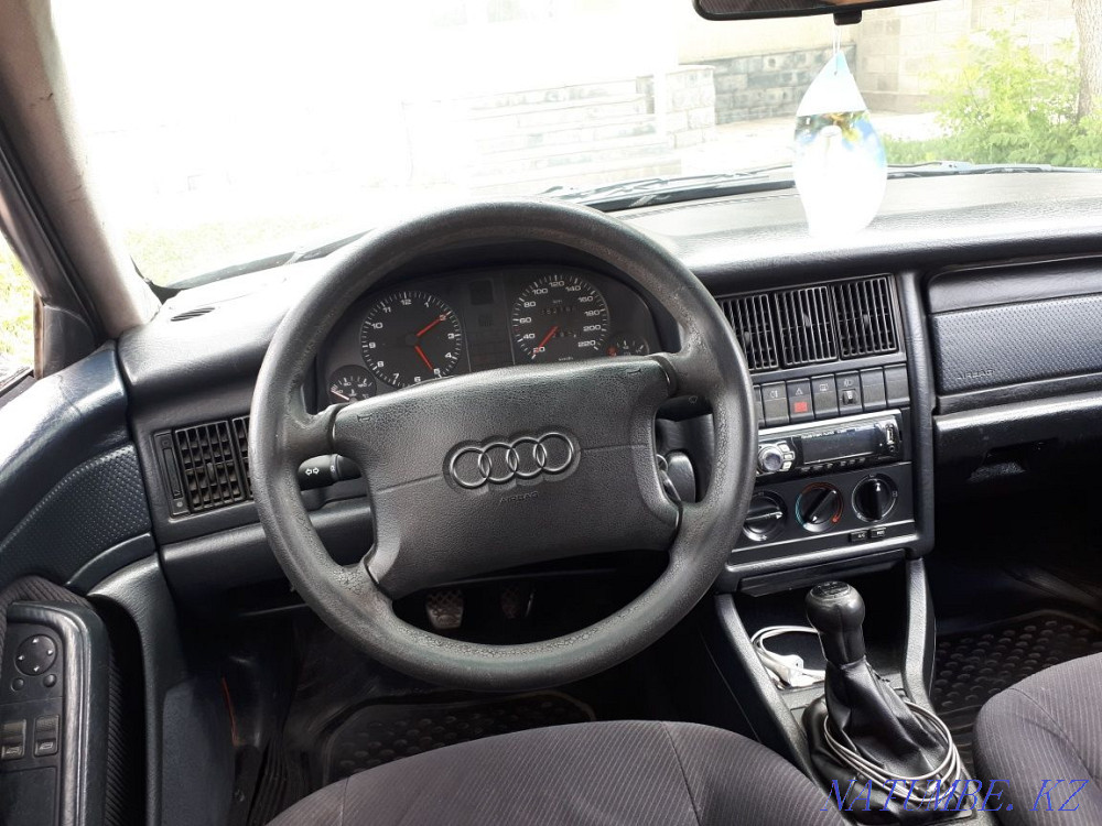 Audi 80    year Taraz - photo 5