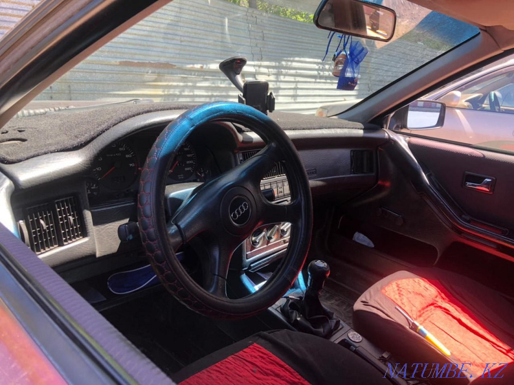 Audi 80    года Актау - изображение 4