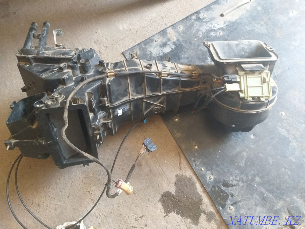 Audi '80  Орал - изображение 1