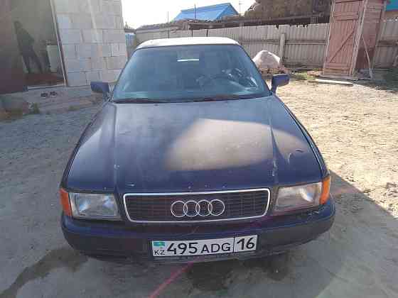 Audi 80    года Semey