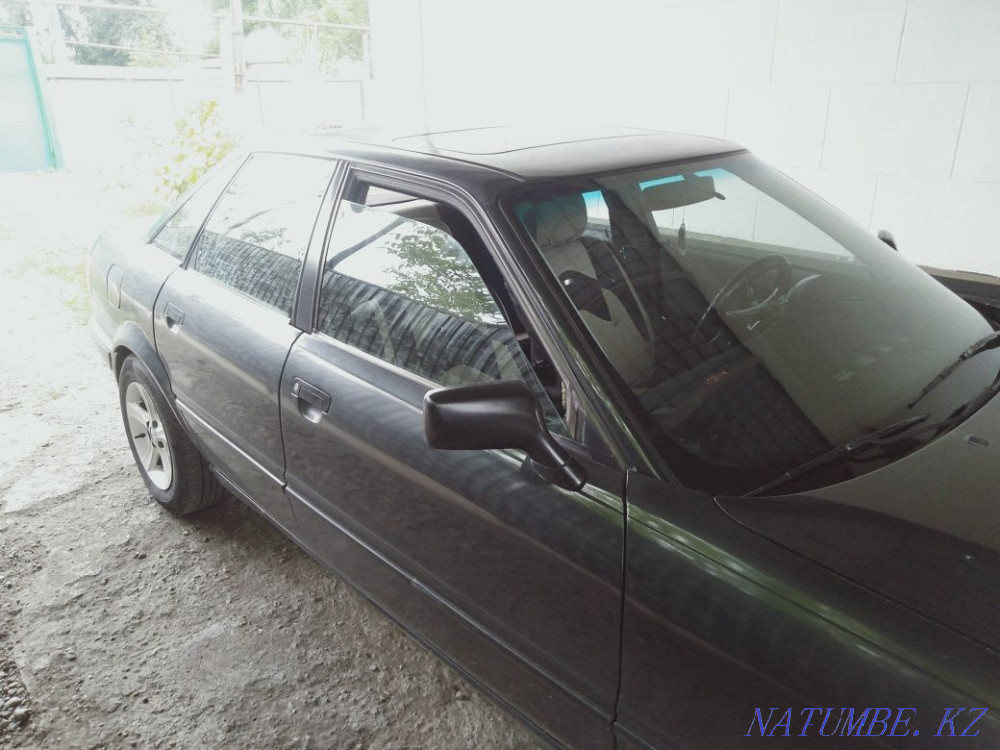Audi 80    года  - изображение 4
