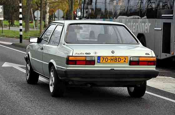Audi 80    года Нуркен