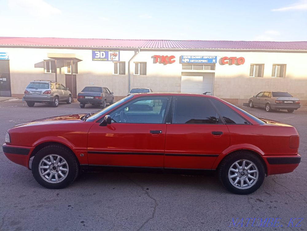 Audi 80    year Astana - photo 3