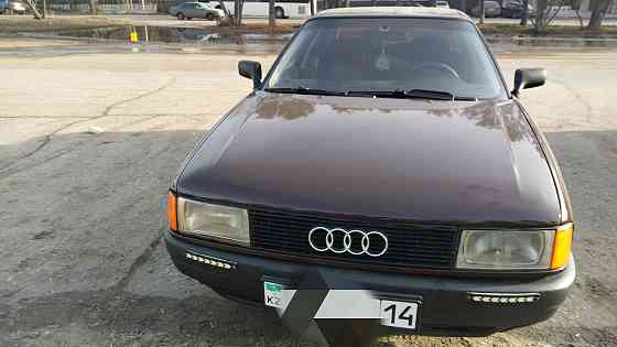 Audi 80    года Aqsu