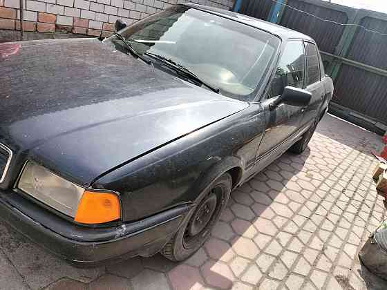 Audi 80    года Semey