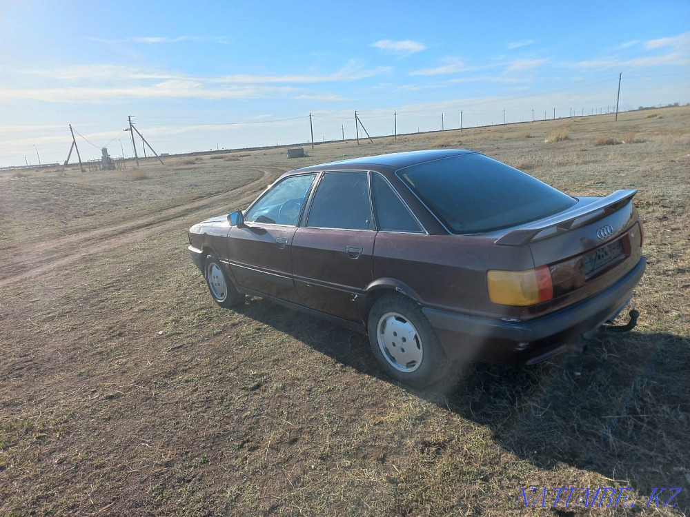 Audi 80    года  - изображение 4