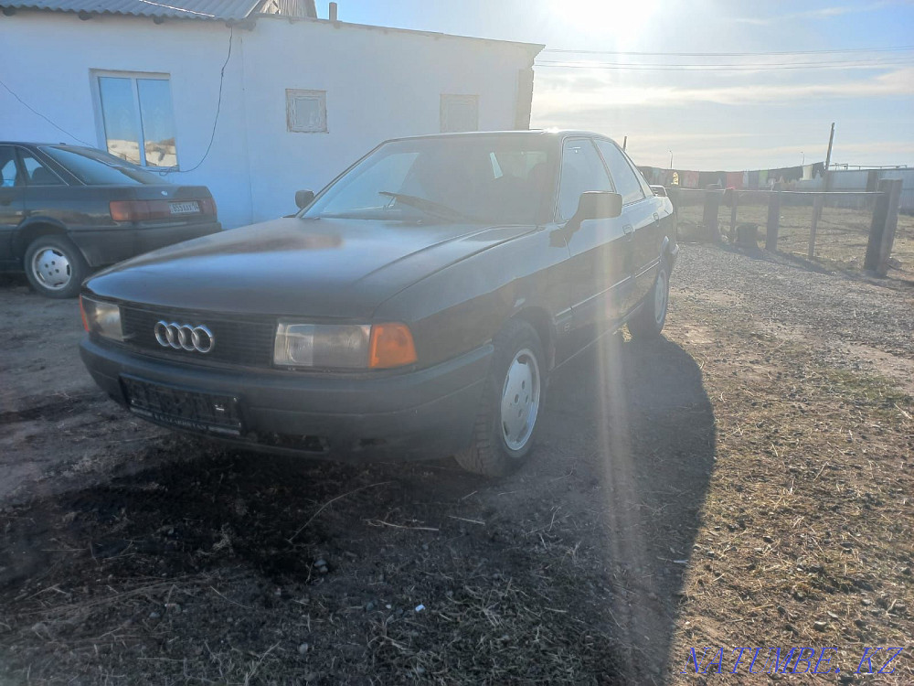 Audi 80    года  - изображение 3