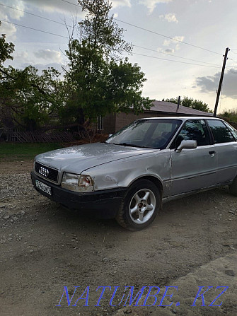 Audi 80    года  - изображение 5