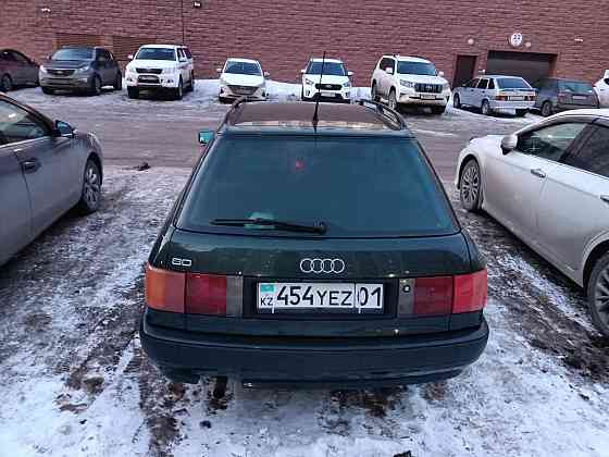 Audi 80    года  Астана