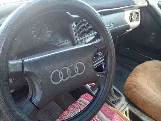 Audi 80    года  Атбасар