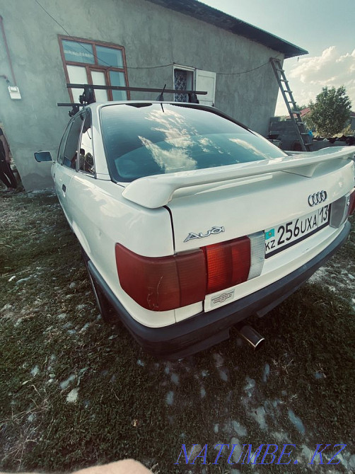 Audi 80    года  - изображение 3
