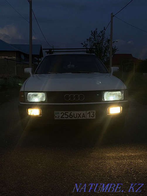 Audi 80    года  - изображение 1