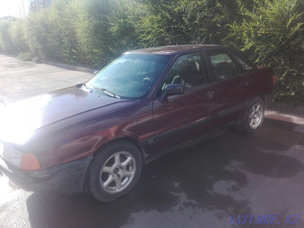 Audi 80    year Astana - photo 1