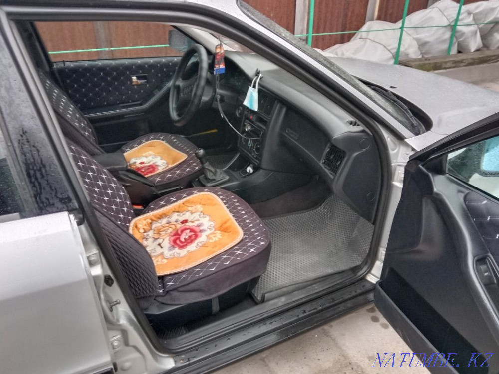 Audi 80    year Болтирик шешен - photo 8