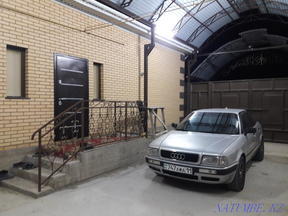 Audi 80    year Муратбаев - photo 2