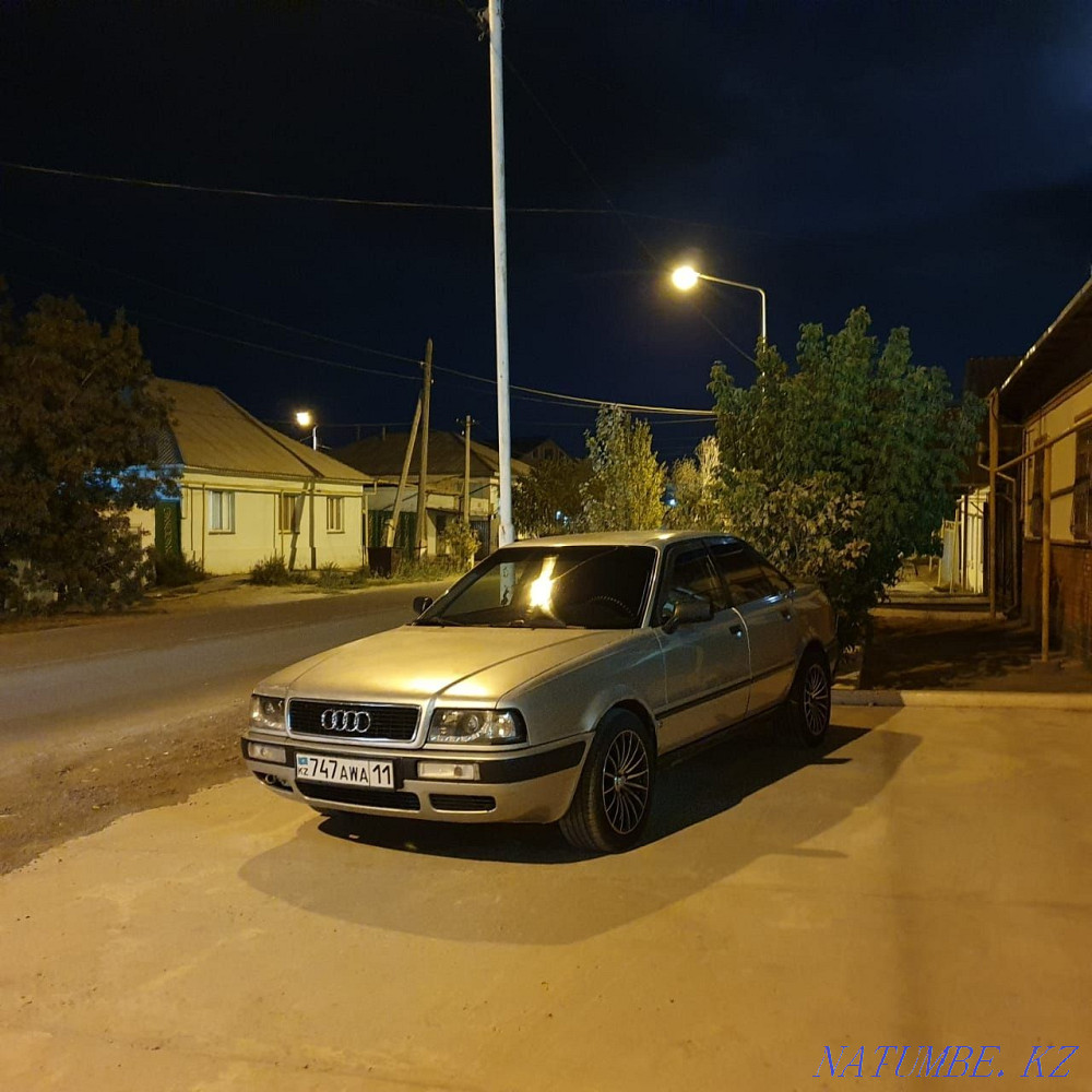 Audi 80    year Муратбаев - photo 1