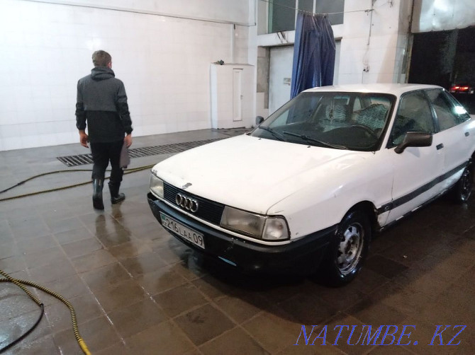 Audi 80    year  - photo 1