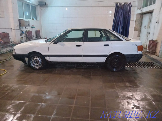 Audi 80    года  - изображение 2