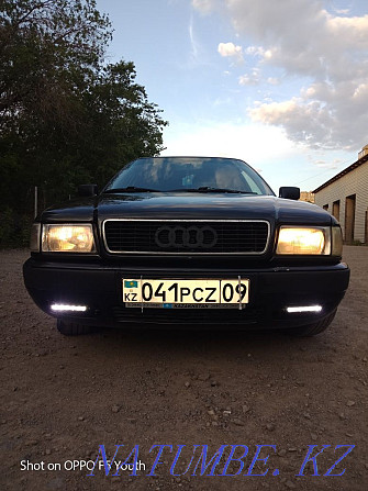 Audi 80    year Чапаево - photo 1