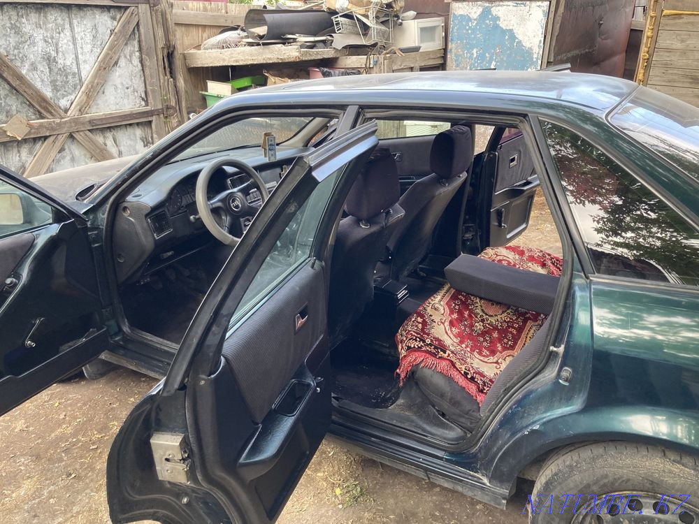 Audi 80    year Astana - photo 2