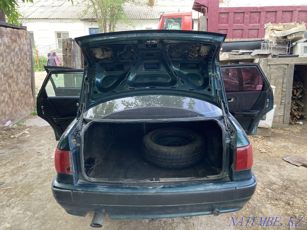 Audi 80    year Astana - photo 5