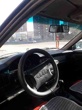 Audi 80    года  Өскемен