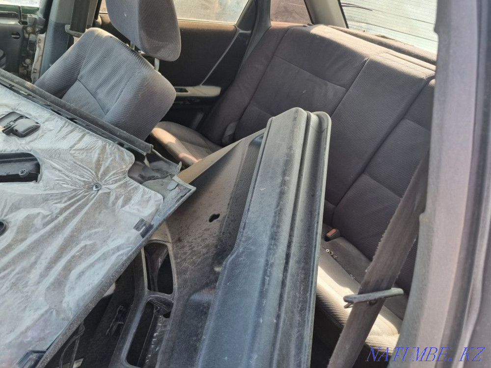 Audi 80    year Astana - photo 1