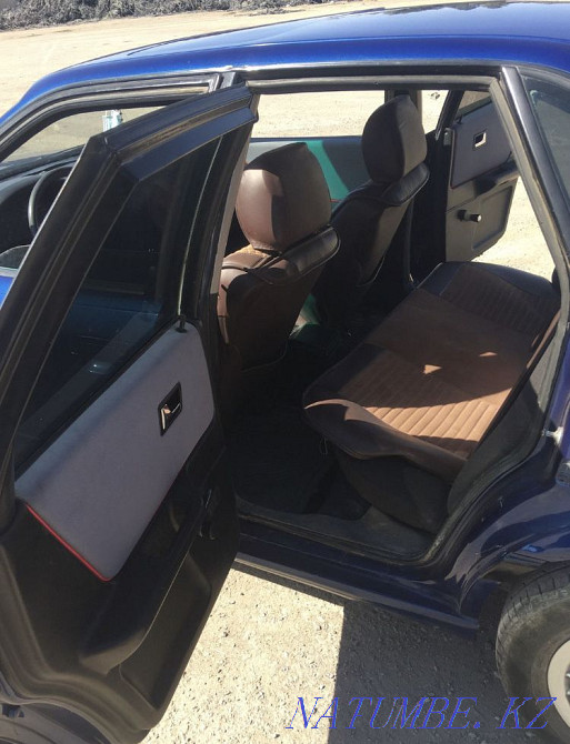 Audi 80    года  - изображение 9