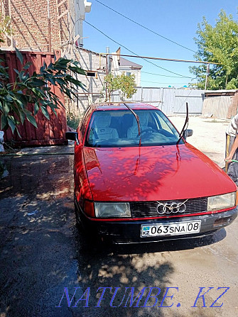 Audi 80    года Тараз - изображение 1