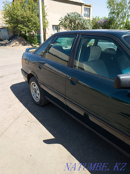 Audi 80    year Чапаево - photo 1