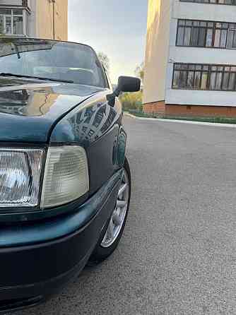 Audi 80    года Астана