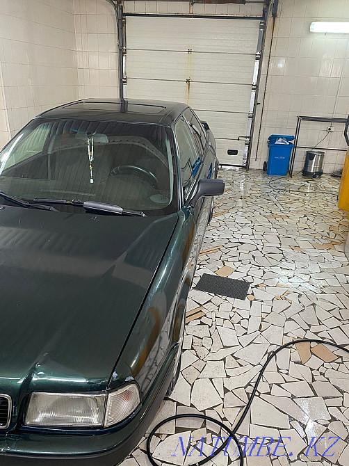 Audi 80    года Шахтинск - изображение 1