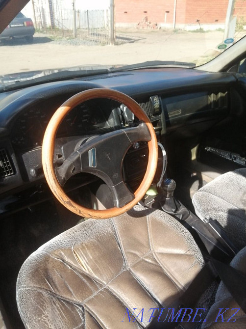 Audi 80    года Муткенова - изображение 8