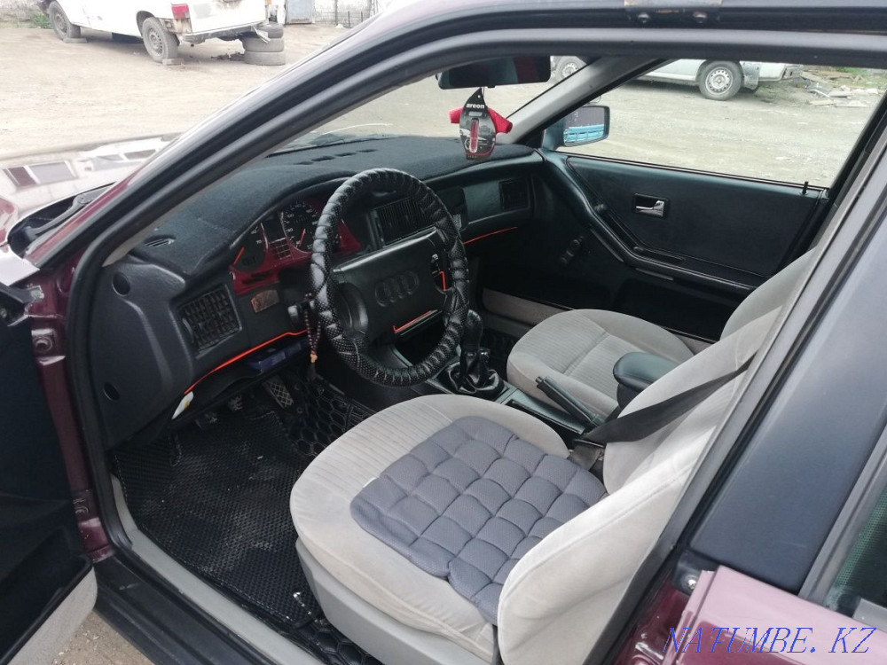 Audi 80    года Астана - изображение 5