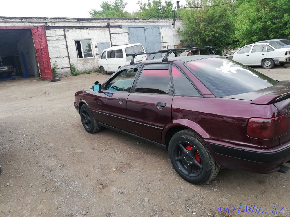 Audi 80    года Астана - изображение 9