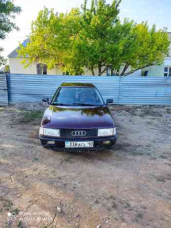 Audi 80    года Аркалык
