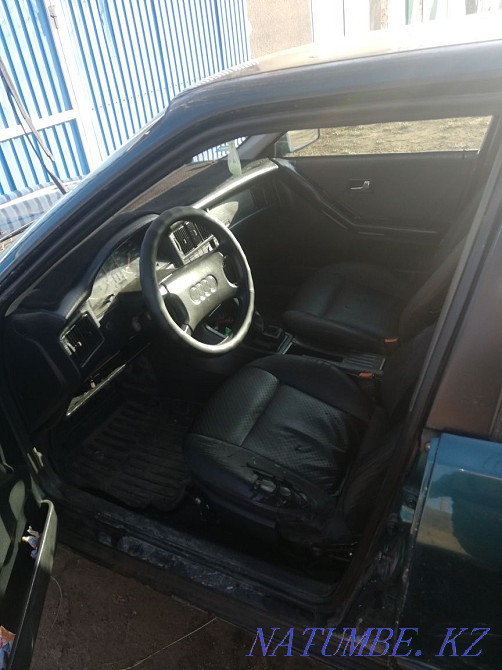 Audi 80    года  - изображение 2