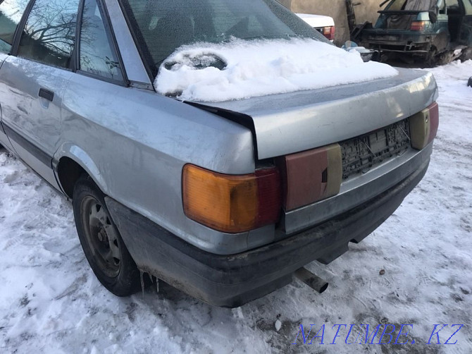 Audi 80    года  - изображение 4