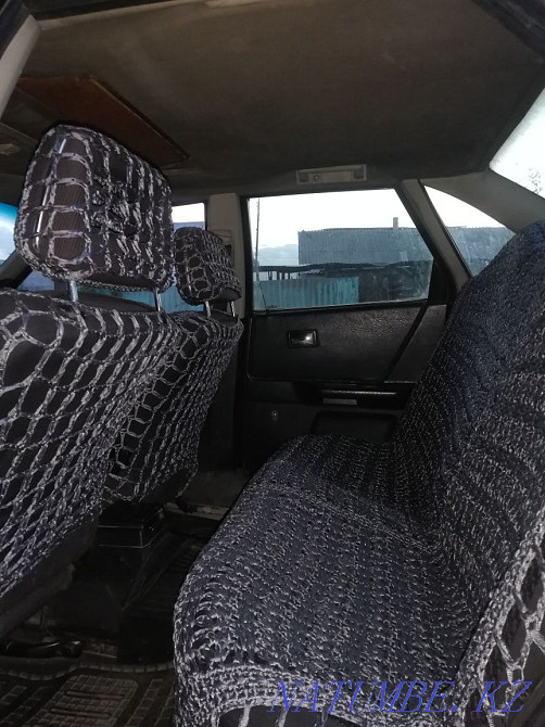 Audi 90    года Узынагаш - изображение 8